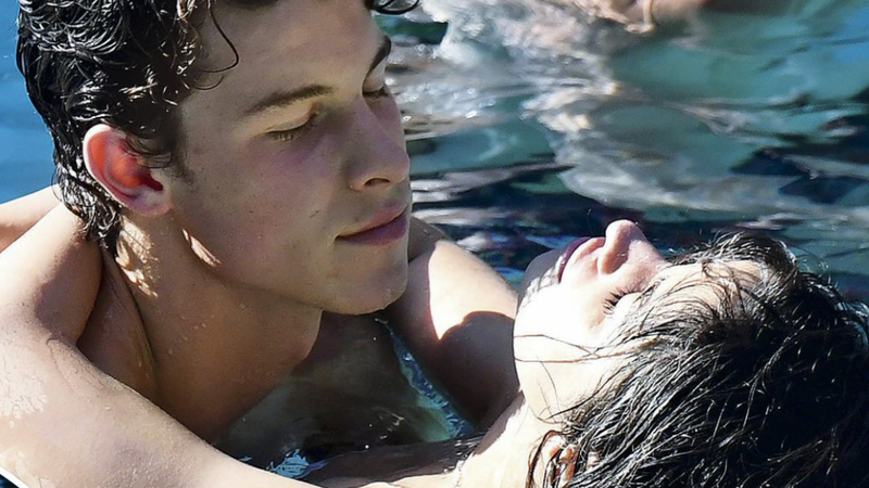 Illustration for article titled This Week In Tabloids: Let's Watch Shawn Mendes and Camila Cabello Learn How to Kiss Another Human on the Mouth!